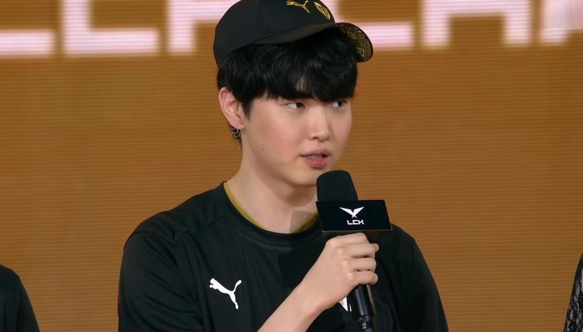 baz 和 kyousuke 在与八名主播的对抗中作弊 — 他们如何赢得 AWP Dragon Lore