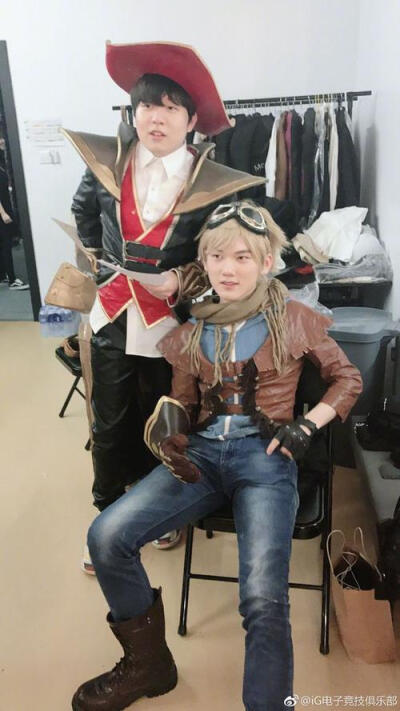 WE官方：与主教练chengz正式解约，恢复自由人身份